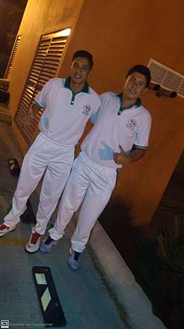 Estatal regional por parte de la escuela después de ganar las fases de grupos