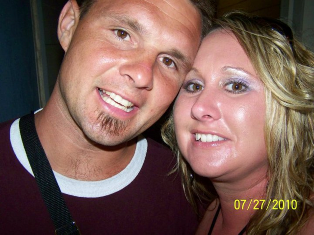 My mom and kip's 8th wedding anniversery!!! :)