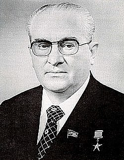Yuri Andrópov (1982-1984)