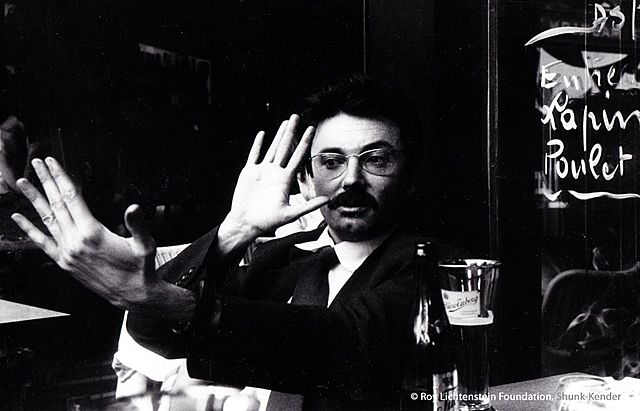 Surt el moviment francès “Nou Realisme” com a oposició a l’expressionisme abstracte i l’Informalisme. Primer manifest pel crític Pierre Restany.