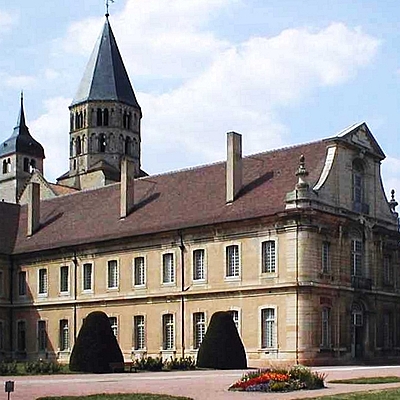 Timeline: Arquitectura Medieval. -Padilla Pérez Fionna, 1251, Estética.