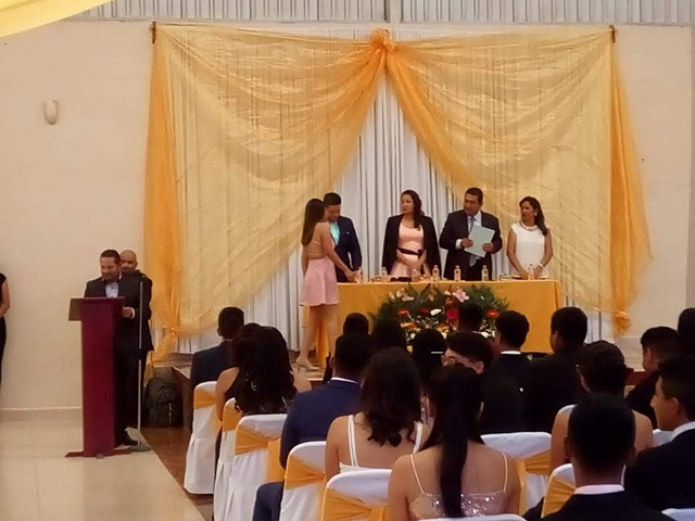 Me gradué del bachillerato