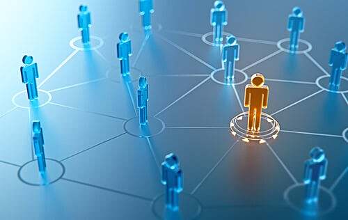 Teoría de los dos escalones de la comunicación