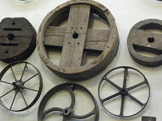 Invención de la rueda.