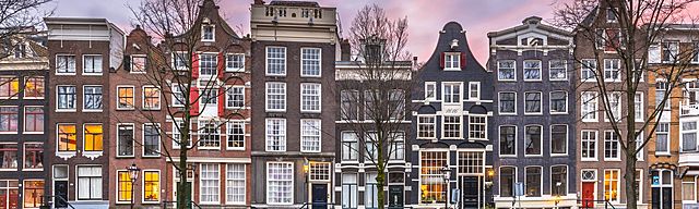 1616 Dutch sea captain Dirk Hartog landed on western coast of Australia