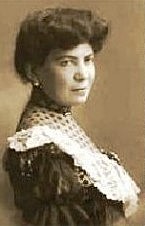 Feleségül vette Sándor Emmát