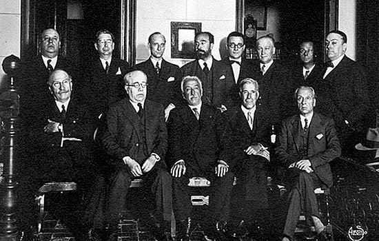 Primer gobierno constitucional