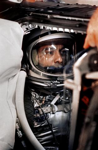 Alan Shepard becomes the first United States citizen in space.