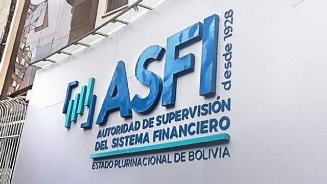 Asfi insta al pago de deudas a la banca desde junio “conforme al cronograma original” y contradice la Ley