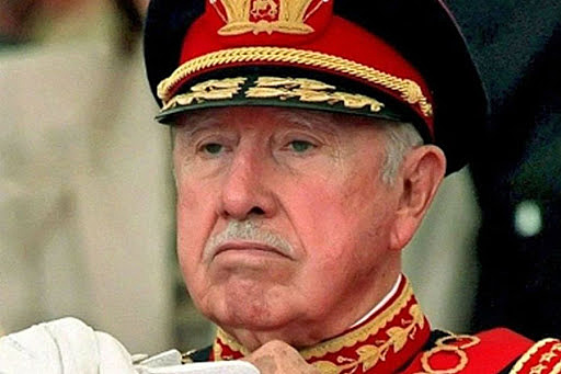 Procesan a Pinochet
