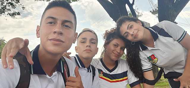 Mi transcurso por la secundaria hasta noveno