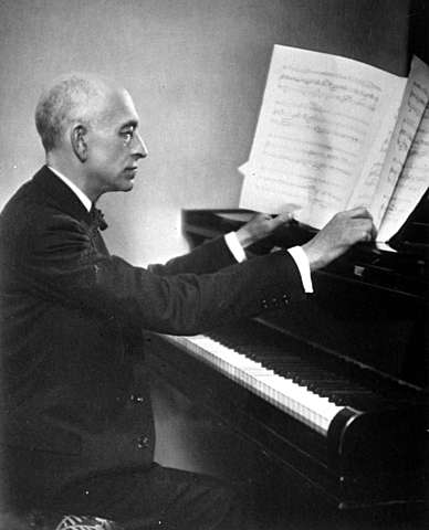 Conoce a Manuel de Falla.