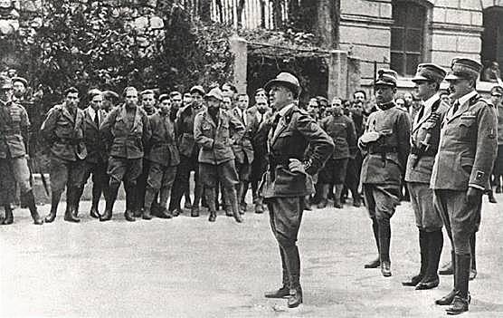 D’Annunzio takes Fiume