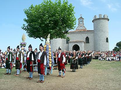 Fiesta de la Virgen de la Guía (Llanes)