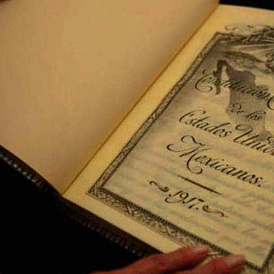 Timeline: Las Constituciones mexicanas