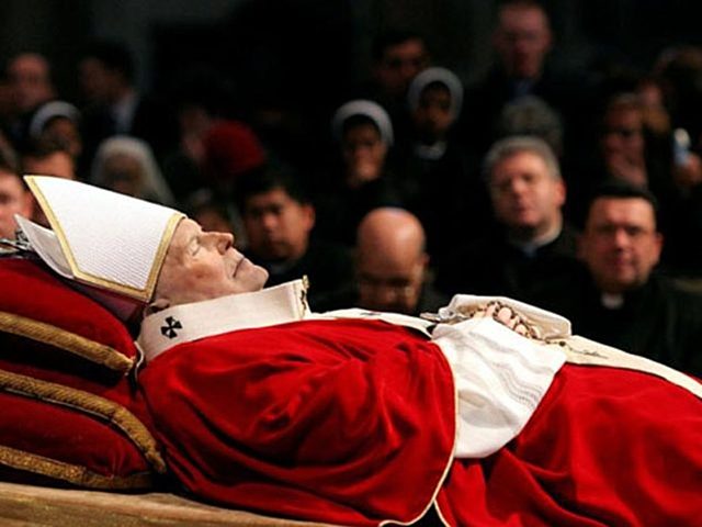 Fallece Papa Juan Pablo II