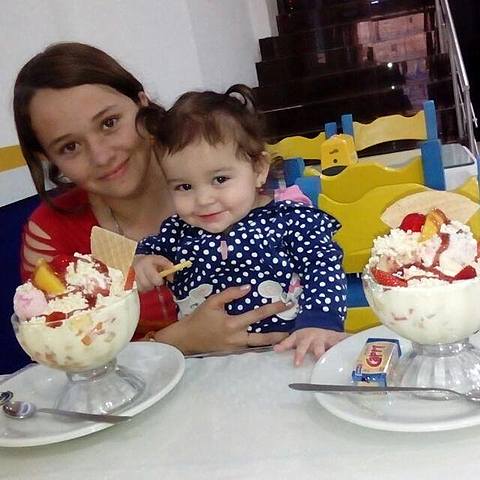 CUANDO ME INVITARON A COMER ENSALADA DE FRUTAS