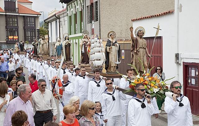 Procesión Marinera de San Juan (San Juan de La Arena, Soto del Barco)