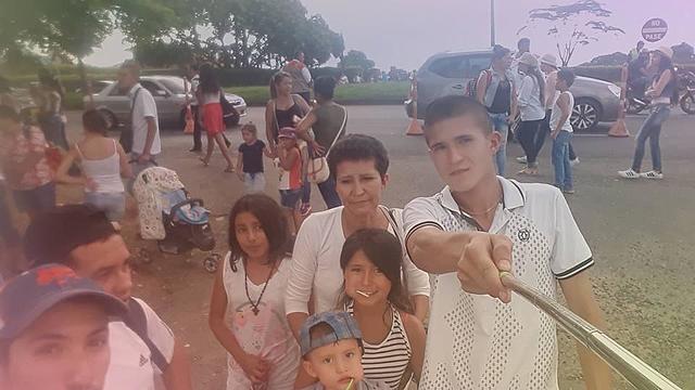 MI PRIMERA VEZ ACAMPANDO