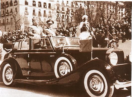 Marzo: Entrada de Franco en Madrid.