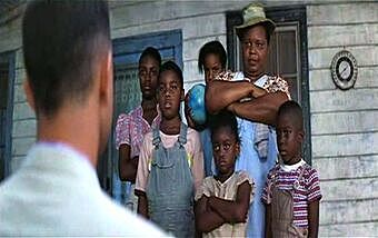 Forrest meets Bubba's family.