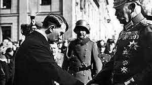 Hindenburg nombra a Hitler canciller de Alemania