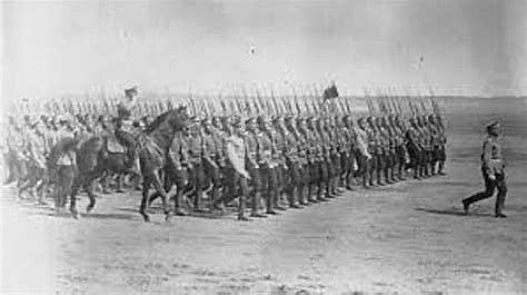 Russia Pulls out of WWI