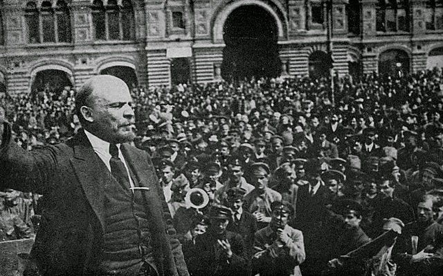 Rusia se retira de la guerra por problemas en su país