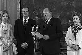 Cesión de los derechos dinásticos a Juan Carlos I