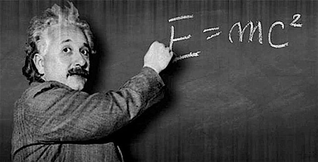 Albert Einstein publica la teoría general de la relatividad
