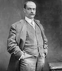 Compuso la canción "Santa"