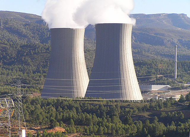 First Spanish nuclear power plant