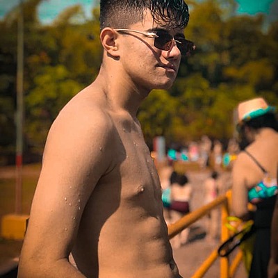 Timeline: LA AUTOBIOGRAFÍA DE FERNEY VASQUEZ