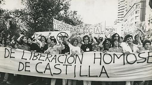 3/ 1977. PRIMERA MANIFESTACIÓN GAY EN ESPAÑA