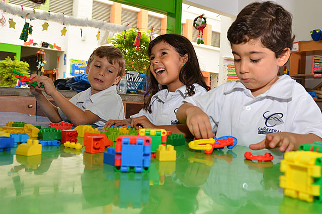 INGRESO AL COLEGIO (PRIMERO)