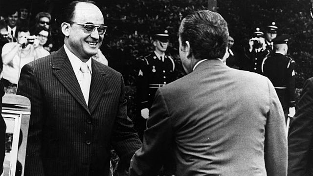 P.E de Luis Echeverría