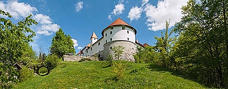 Prva omemba gradu Turjak