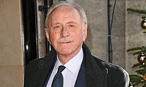 John Lyons 1932 -2020