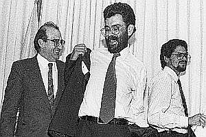 DIALOGOS  CON EL GOBIERNO