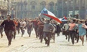 VARSOVIA ROMPE EL PACTO