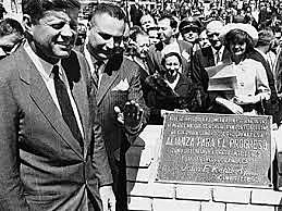 Jhon F. Kenedy visita Colombia