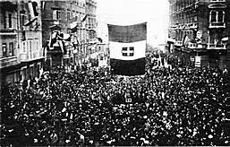 D’Annunzio takes Fiume