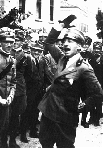 D’Annunzio takes Fiume