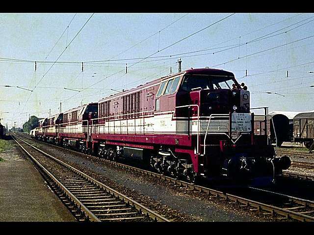 Locomotora diesel-hidráulica.