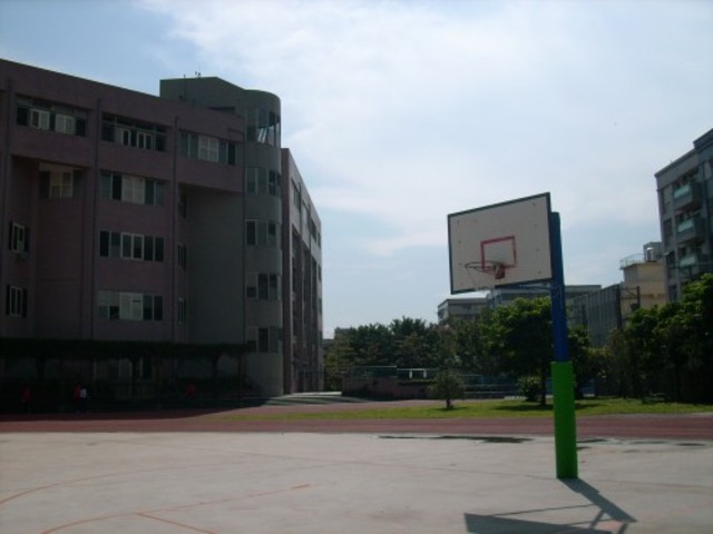 graduate from junior high