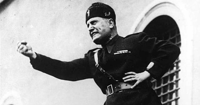 Mussolini brought down by a coup during wwII