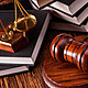 Derecho justicia malletebigstock4