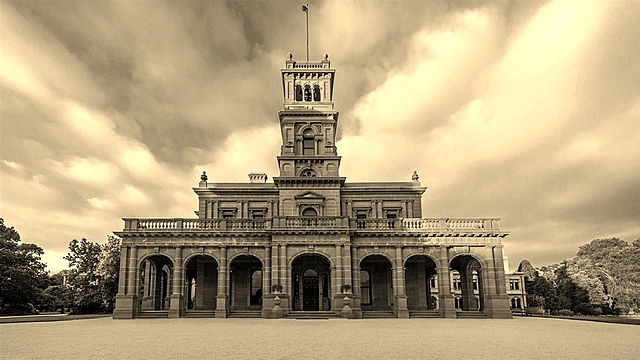 New Catholic school found by a Archbishop