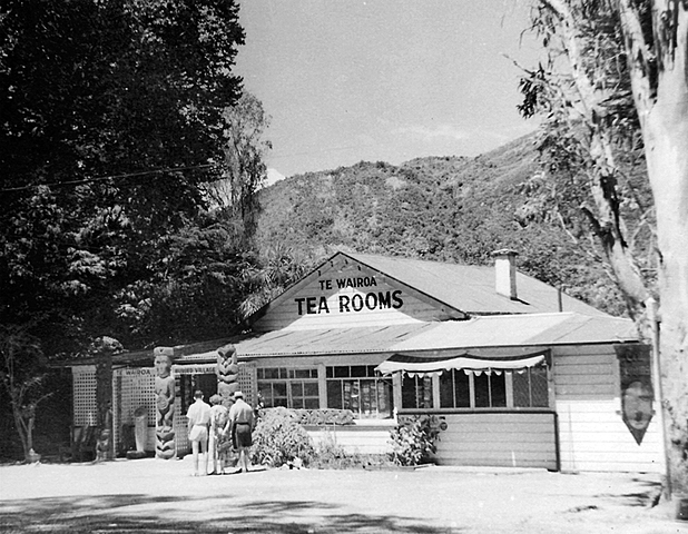 Te Wairoa Tearooms and accommodation established