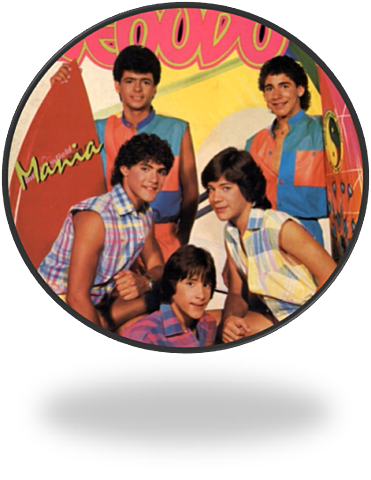 Amanda - Começou a curtir sua 1ª banda - Menudos